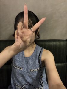 ずーん、、